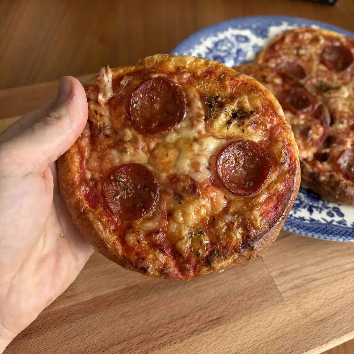 mini pizzas with pepperoni, melted cheese and cottage cheese crust