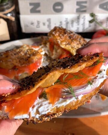 crispy baked rice paper sandwich, filled with cream cheese, red onion, capers, smoked salmon and fresh dill